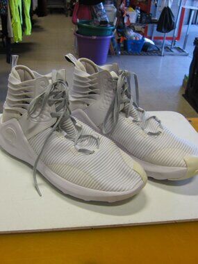 Li-Ning AGWN007-3 Shining 3 Men's 12.5 Clean White High Top Basketball Shoe's